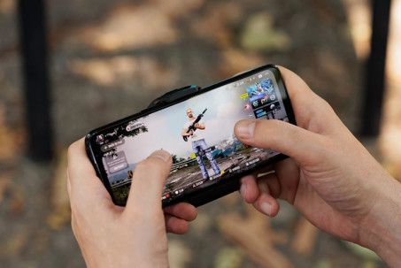 Đánh giá Asus ROG Phone 6 Pro chơi game xịn sò bậc nhất thị trường