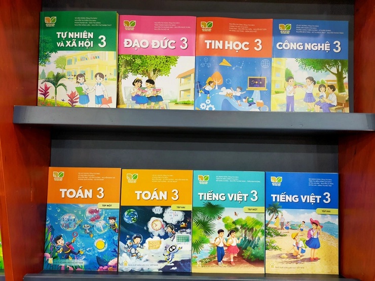 Nhà xuất bản Giáo dục Việt Nam ghi nhận doanh thu và lợi nhuận đạt kỷ lục trong năm 2021 nhờ giá sách giáo khoa mới tăng mạnh