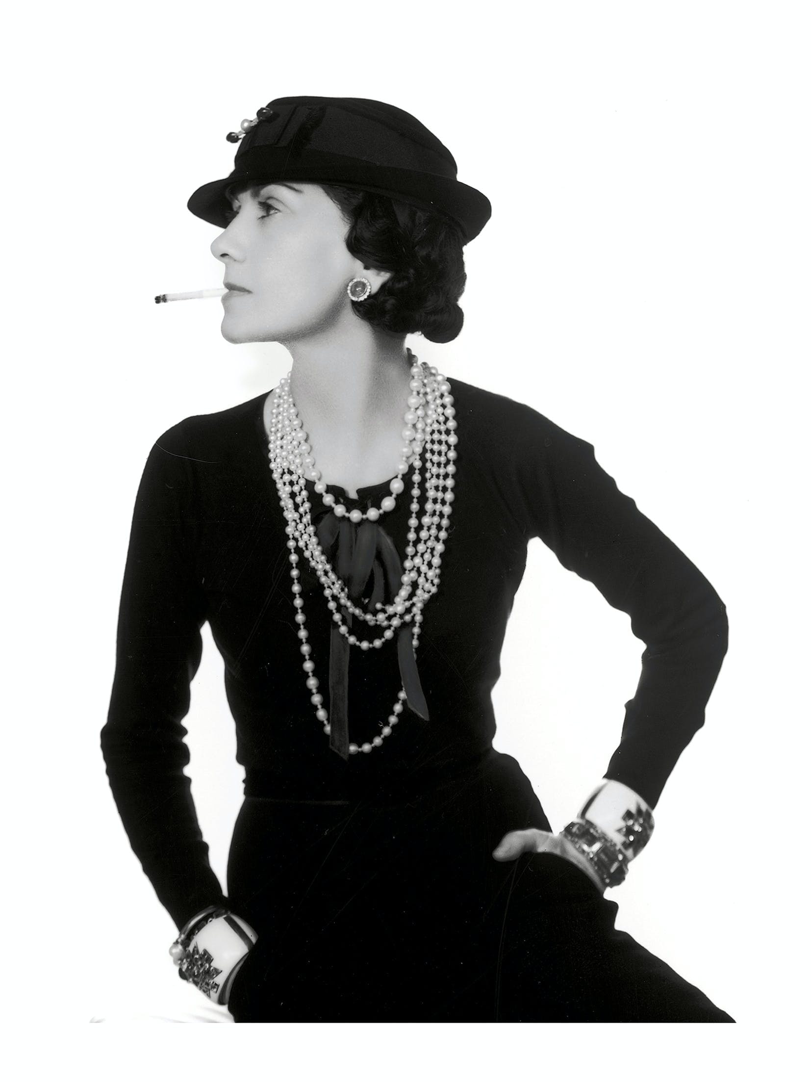 Câu chuyện phía sau cái tên Coco Chanel huyền thoại - 3