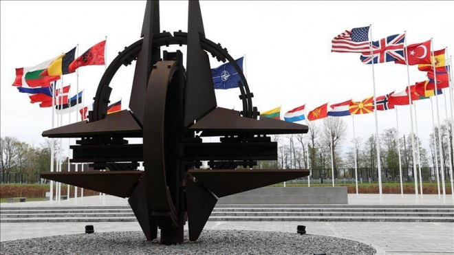 Ankara đã đồng ý cho Thụy Điển và Phần Lan gia nhập NATO sau khi đã đạt được một số nhượng bộ đáng kể. Trước hết là việc Helsinki và Stockholm từ chối ủng hộ Đảng Công nhân Kurdistan (PKK), tổ chức bị coi là khủng bố ở Thổ Nhĩ Kỳ.