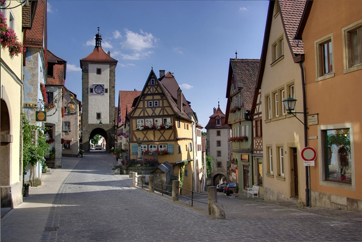 Trong ảnh là Plönlein, một góc nổi tiếng đẹp như tranh vẽ ở Rothenburg ob der Tauber, Đức, nơi đã truyền cảm hứng cho các nhà làm phim hoạt hình của bộ phim hoạt hình 'Pinocchio' của Walt Disney.
