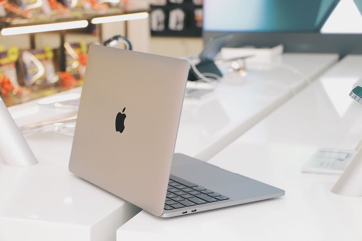 MacBook Pro M2 đã về hàng tại Việt Nam.