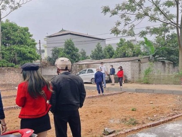 Kinh doanh - "Sốt đất" đã qua vùng đỉnh, nhà đầu tư đến lúc thoát hàng?