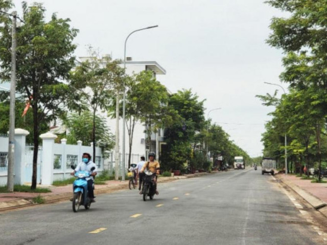 Tin tức trong ngày - Nắn thẳng đường sau khi bị "bẻ cong": Lãnh đạo Trà Vinh... bối rối!