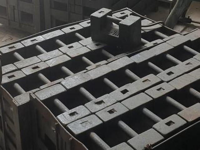 Tin tức trong ngày - Sở Khoa học Bắc Giang mất cắp hơn... 300 quả cân, nặng 7,5 tấn