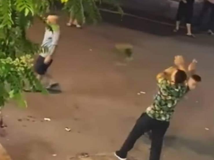 Pháp luật - Công an thông tin vụ xô xát giữa du khách ngoại quốc và nhóm thanh niên ở Hà Nội