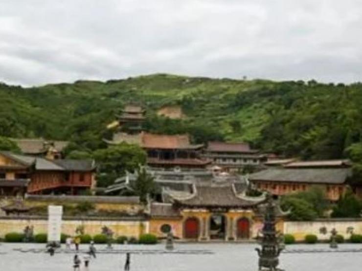 Xôn xao tuyển dụng lương hơn 30 triệu/tháng và lý do bất ngờ bị gỡ khỏi MXH