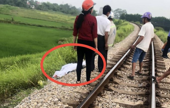 Hiện trường vụ tai nạn đường sắt khiến nữ sinh 16 tuổi tử vong