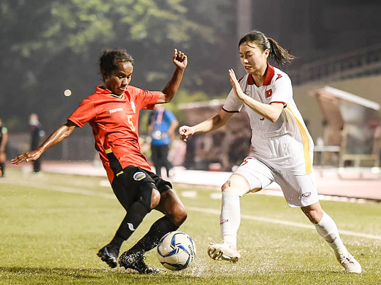Bóng đá - Trực tiếp bóng đá ĐT nữ Việt Nam - Timor Leste: Thùy Trang "góp vui" (AFF Cup) (Hết giờ)