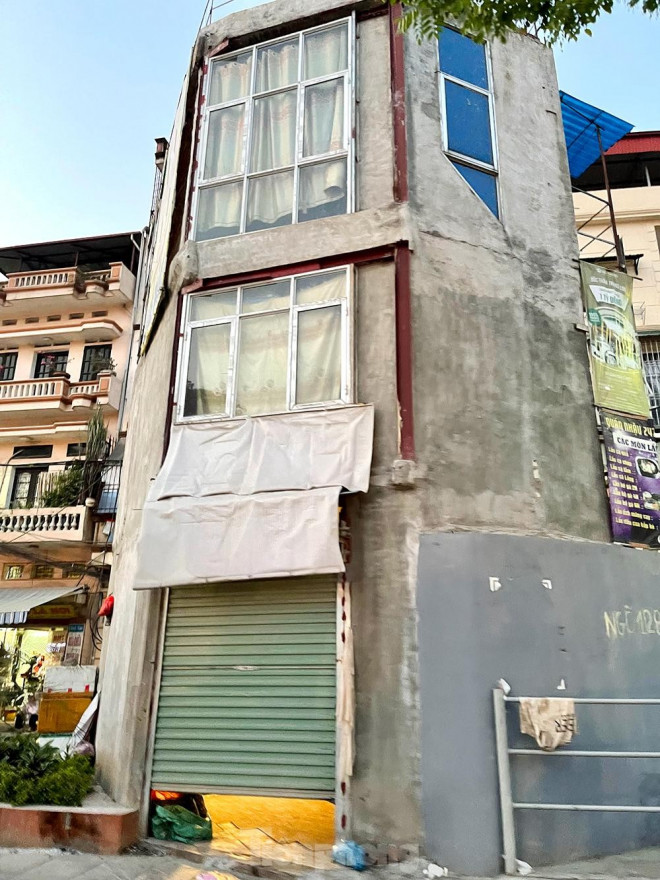 Cận cảnh căn nhà 4 mặt tiền "độc nhất vô nhị" tại Hà Nội - 2