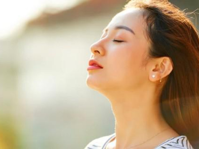 Làm đẹp - Stress gây hại da và cách giảm căng thẳng đơn giản, hiệu quả