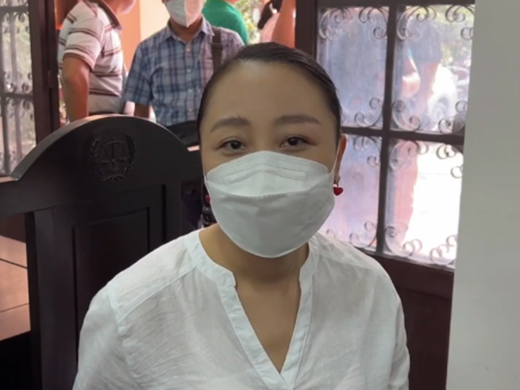 Tin tức trong ngày - Gay cấn vụ nữ tiếp viên hàng không bị xe Mercedes "điên" tông