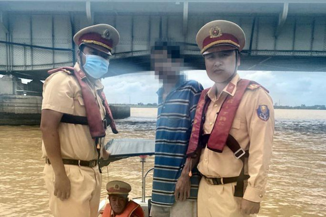 Nạn nhân được cứu