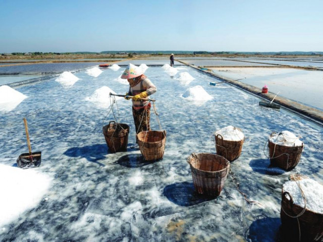 Du lịch - Mặn mòi hạt muối cắn đôi