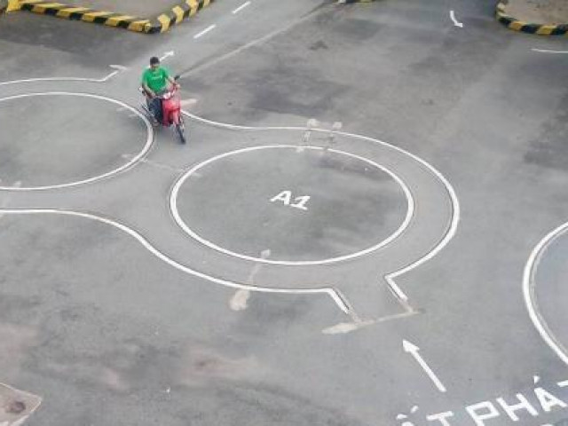 Tin tức trong ngày - CSGT HN kiến nghị thu hồi, không cấp Giấy phép lái xe đối với 4.000 người bị tâm thần