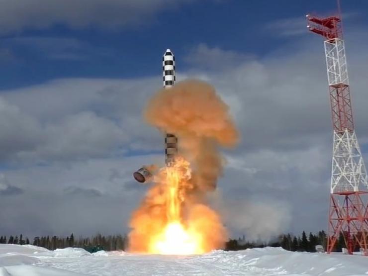 Nga tuyên bố đưa siêu tên lửa ”bất khả bại” vào sản xuất hàng loạt
