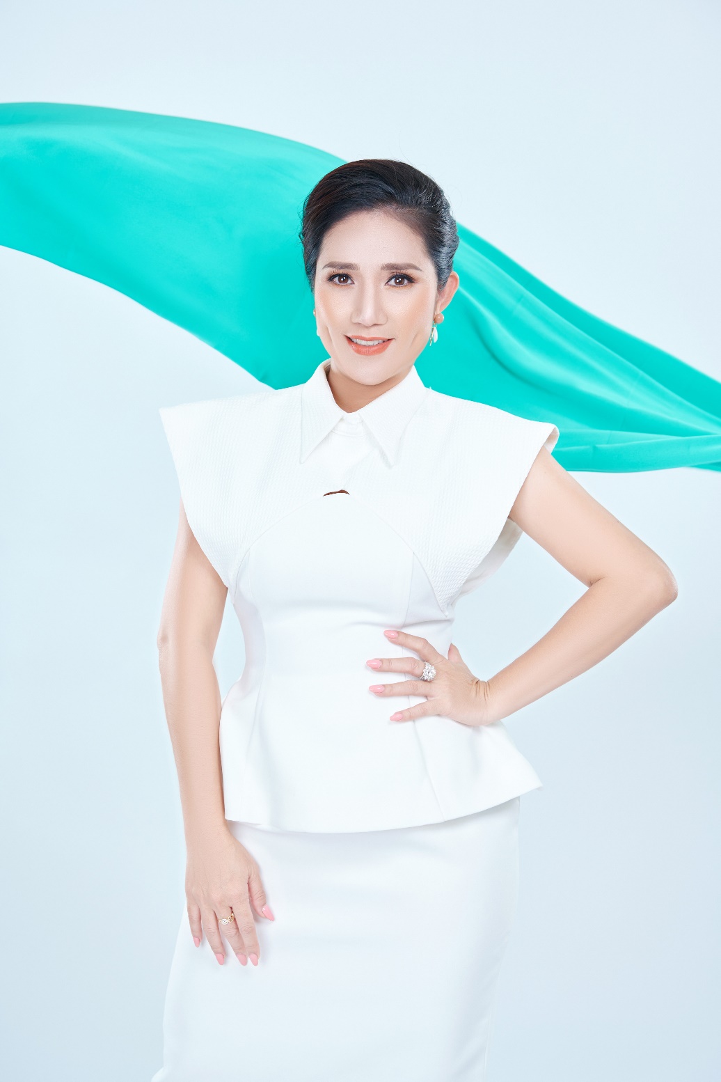 Nghệ sĩ Cát Tường