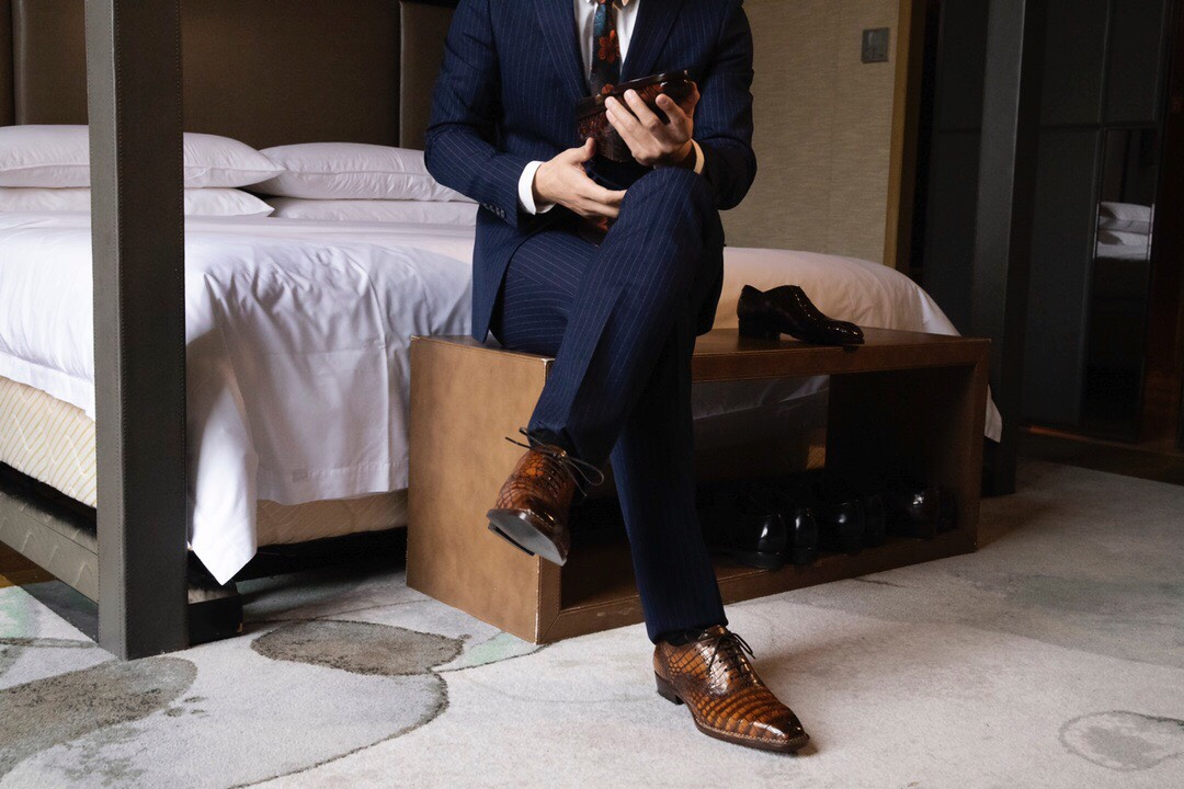 Mỗi đôi giày là một sự riêng biệt, thể hiện tính cách khác nhau