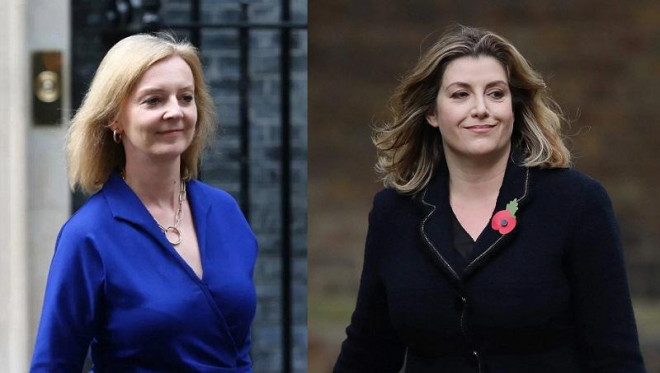Bà Liz Truss (trái) và bà Penny Mordaunt.