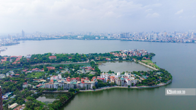 Phạm vi ranh giới quy hoạch gồm: Phía đông bắc giáp đường Xuân Diệu; phía tây bắc giáp các khu đất ven đường Đặng Thai Mai và giáp hồ Thủy Sứ; phía tây nam giáp mặt nước Hồ Tây; phía đông nam giáp các khu đất ven trục không gian Đặng Thai Mai, khu biệt thự Tây Hồ.
