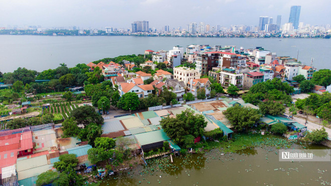 Dự kiến trong tuần này, quận tổ chức hội nghị lấy ý kiến cộng đồng dân cư bị ảnh hưởng trực tiếp của quy hoạch, sau đó UBND phường nằm trong khu vực nghiên cứu quy hoạch cũng sẽ tổ chức hội nghị lấy ý kiến người dân.