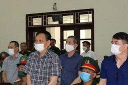 Tin tức trong ngày - Cựu đại tá biên phòng liên tục nói ‘bị ép cung’, ‘dám lấy tính mạng khẳng định’