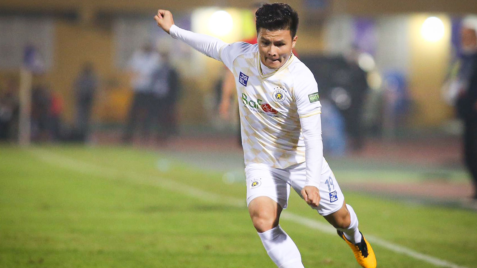 Quang Hải khao khát chinh phục bóng đá Pháp: Mơ thành công hơn &#34;Messi Thái&#34; - 20