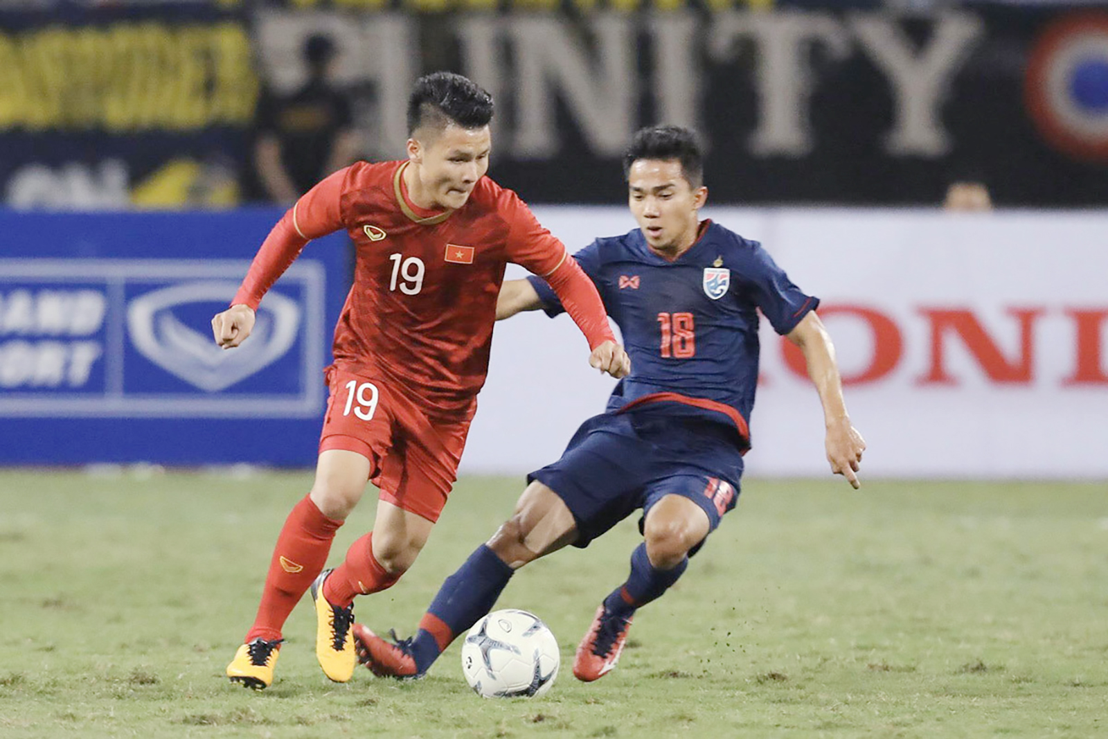 Quang Hải khao khát chinh phục bóng đá Pháp: Mơ thành công hơn &#34;Messi Thái&#34; - 13