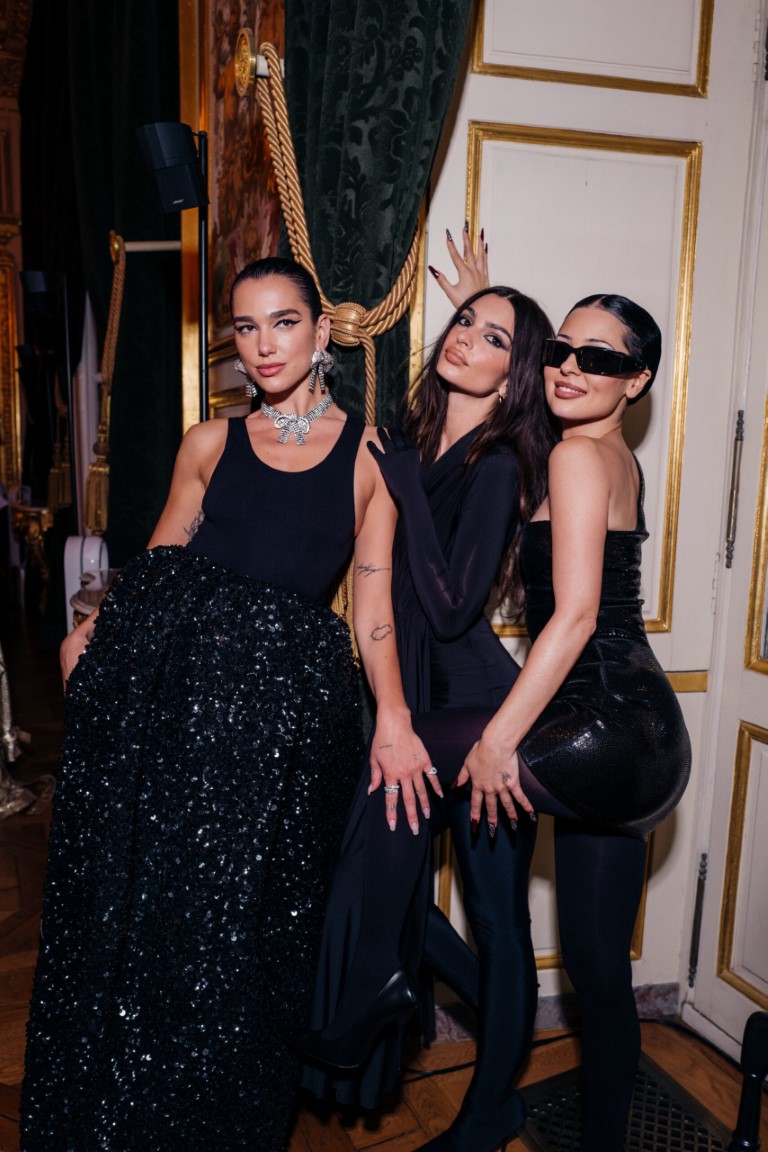 Dua Lipa,
Emily Ratajkowski and Alexa Demie