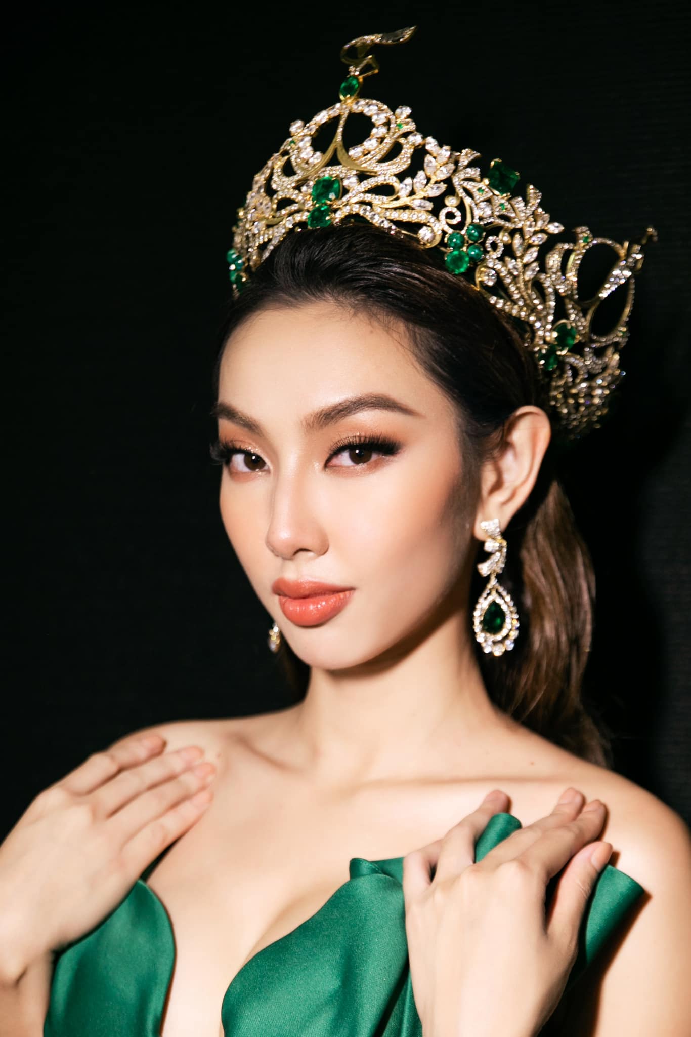 Nguyễn Thúc Thùy Tiên đăng quang&nbsp;Miss Grand International 2021 (Hoa hậu Hòa bình).