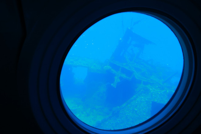 Khám phá đại dương huyền ảo với tàu ngầm lớn nhất thế giới ở Hawaii - 10