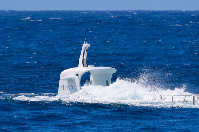 Tàu chuẩn bị nổi, kết thúc hành trình 30 phút khám phá đại dương