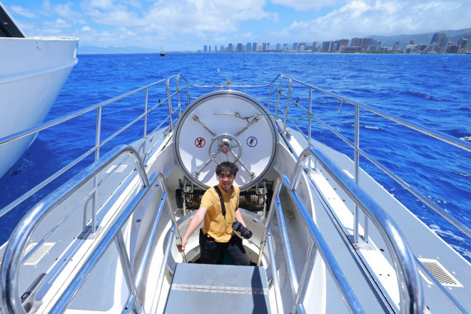 Khám phá đại dương huyền ảo với tàu ngầm lớn nhất thế giới ở Hawaii - 13