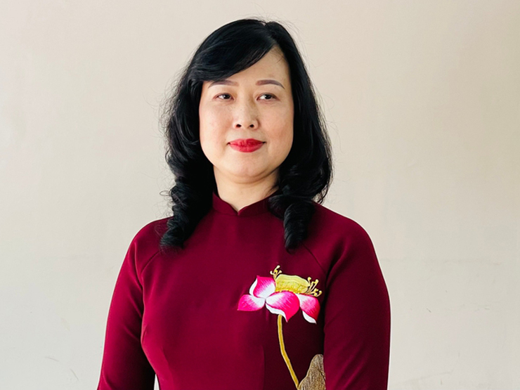 Tin tức trong ngày - Quyền Bộ trưởng Y tế Đào Hồng Lan: "Chỉ tiếc rằng sao trước đây tôi không đi học ngành y"