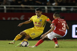 Bóng đá - Video bóng đá TP. HCM - HAGL: 11 phút bùng nổ, thành quả xứng đáng (Vòng 7 V-League)