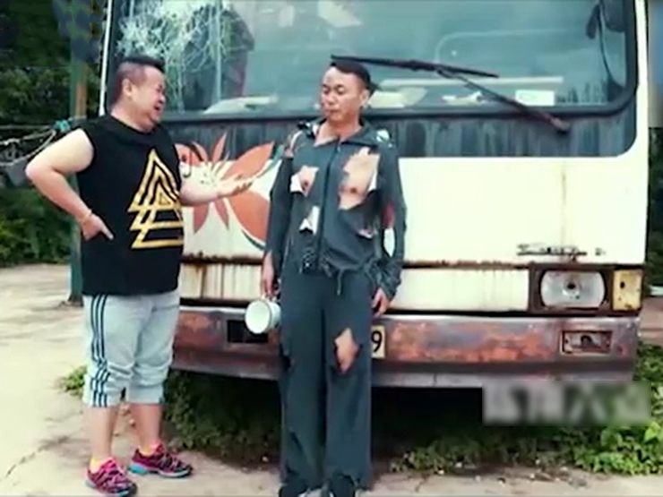 Clip hài hước - Được bạn cũ giúp đỡ theo cách khó tin trong lúc khó khăn và cái kết