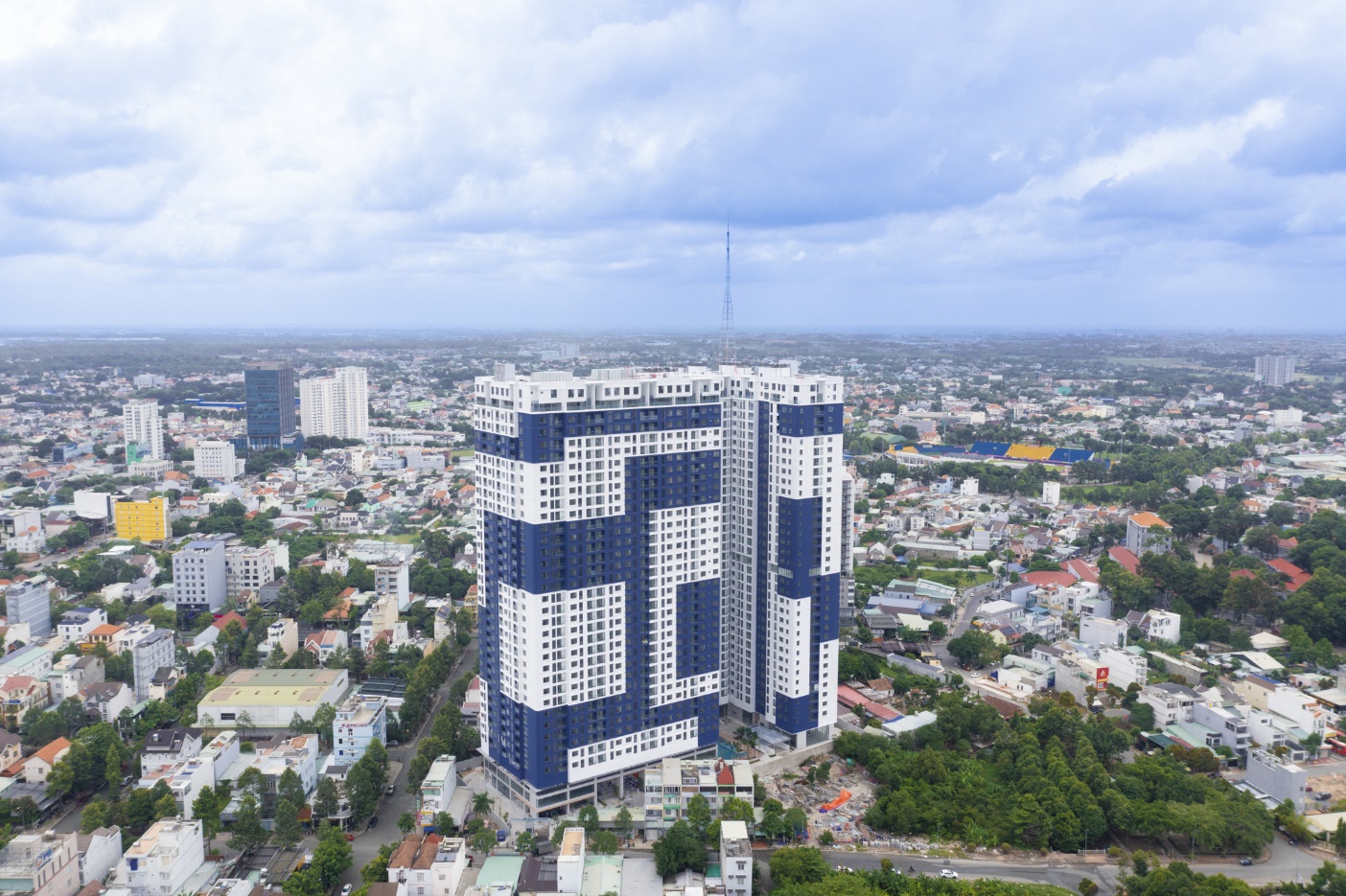 Tòa căn hộ C-Sky View hoàn thiện. Ảnh: Cen Sài Gòn.