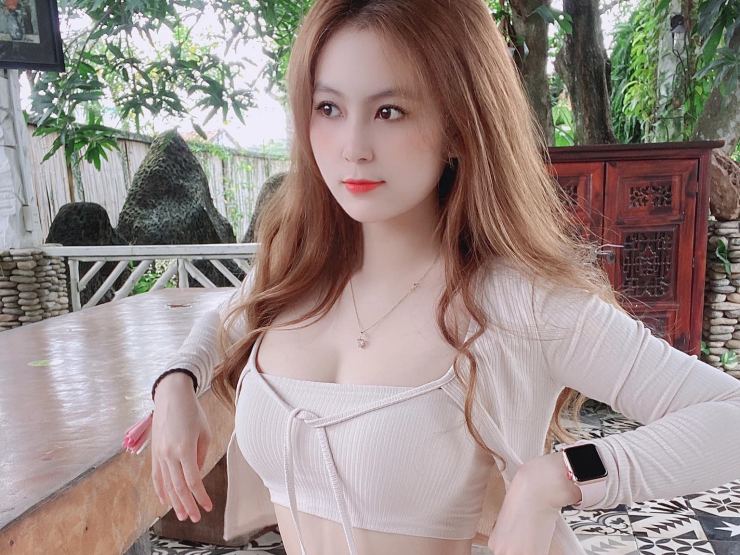 Giải trí - "Cô giáo hot nhất Sài thành” Trân Trần đáp trả gắt trước tin đồn làm nghề nhạy cảm