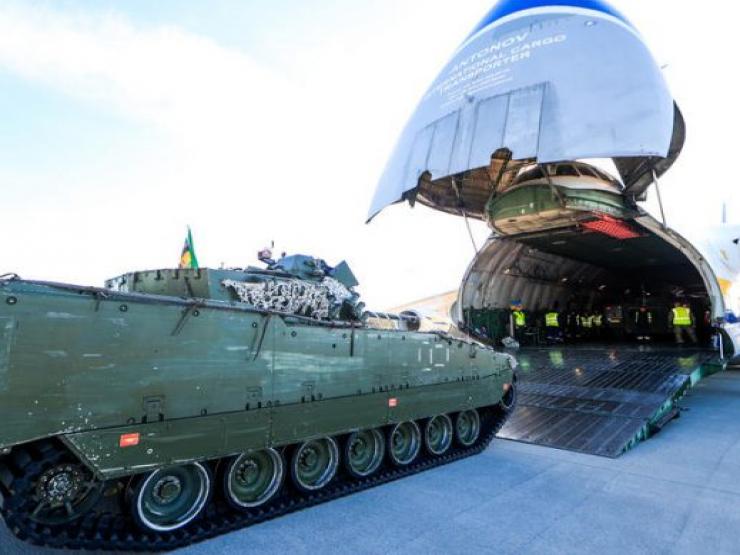 Quốc gia NATO cảnh báo ngừng viện trợ vũ khí cho Ukraine