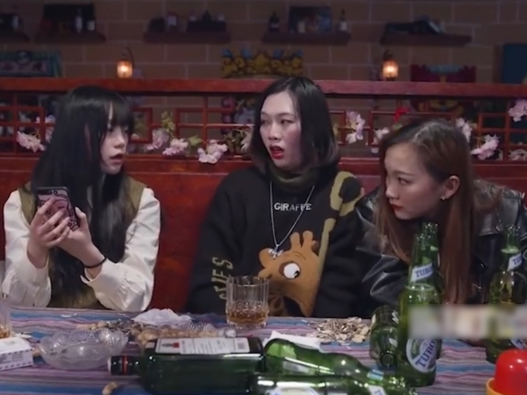 Clip hài hước - Tác dụng khó tin của chàng trai đối với các chị em