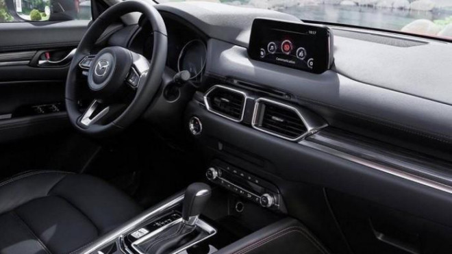 Tuy đã ra mắt lâu song thiết kế nội ngoại thất Mazda CX-5 vẫn được đánh giá đẹp