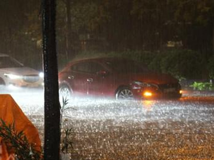 Tin tức trong ngày - Hà Nội có thể mưa rào và dông vào chiều hoặc tối nay