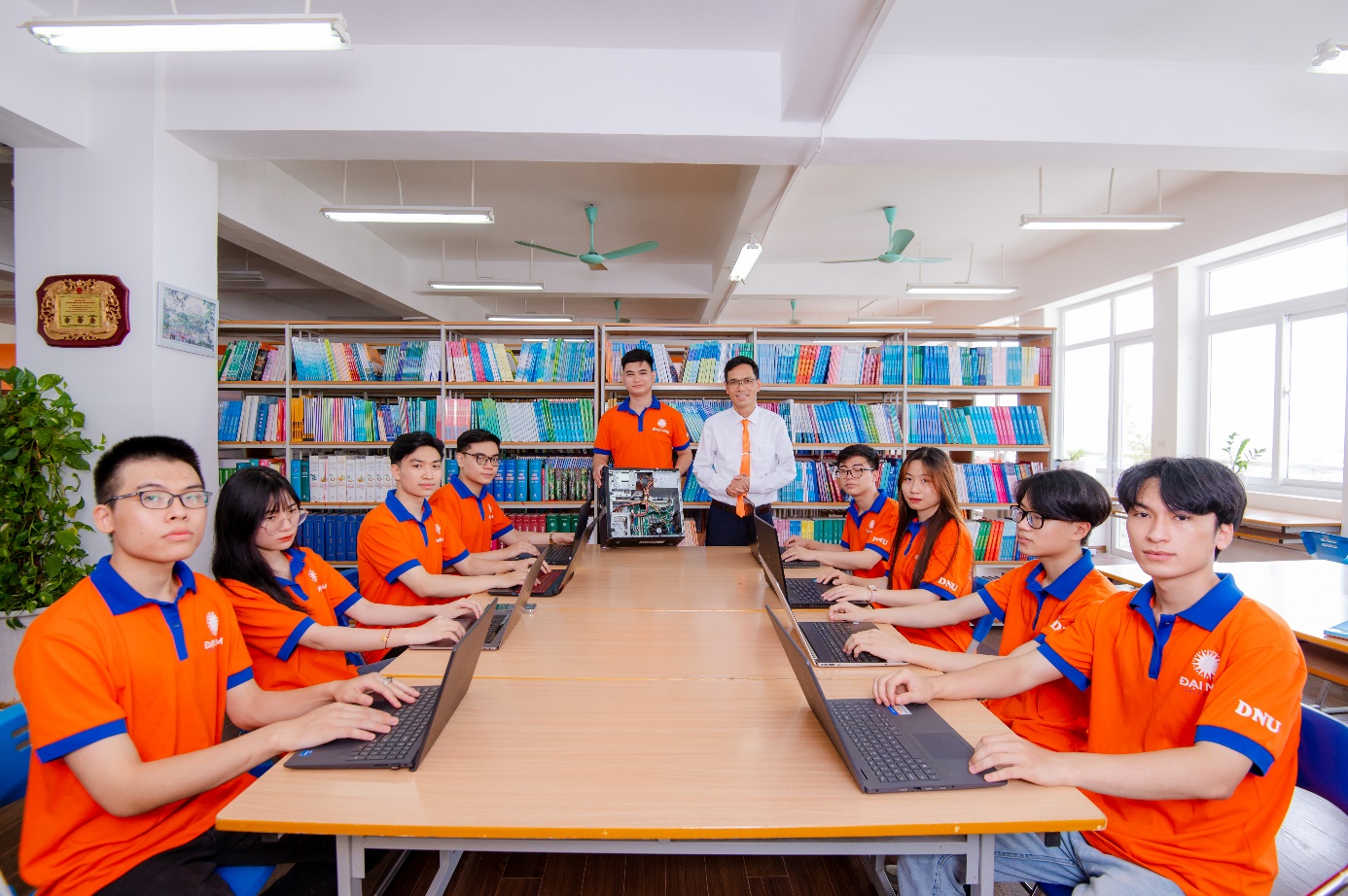 Đào tạo định hướng thị trường Nhật Bản, cam kết đầu ra là những điểm thu hút sinh của ngành KHMT DNU.