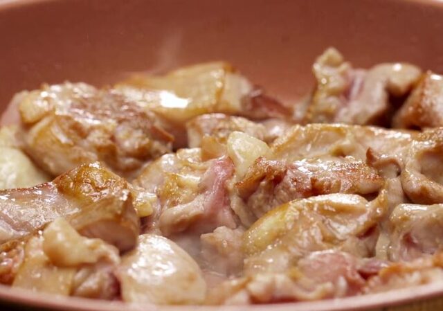 Thịt gà hầm theo cách này cực tốt cho sức khỏe, mùi vị thơm ngon cả nhà đều thích - 3