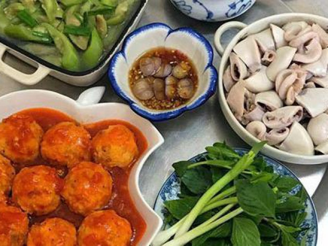 Sức khỏe đời sống - Đừng ăn tối vào khung giờ này nếu không cơ thể bạn sẽ hứng đủ bệnh