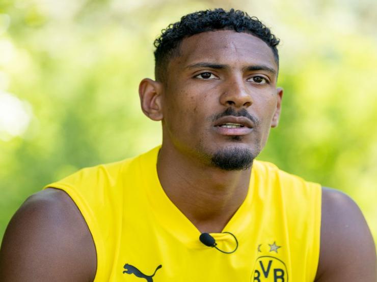 Bóng đá - "Máy săn bàn" thay Haaland ở Dortmund bị chẩn đoán mắc ung thư