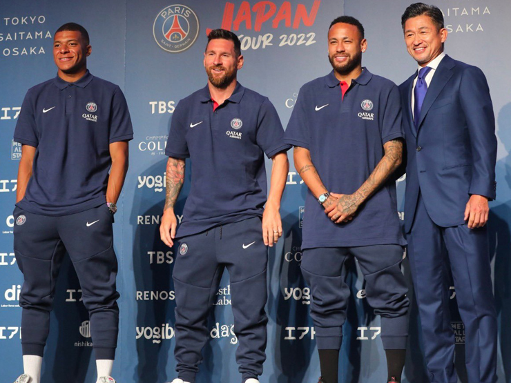 PSG ”đại náo” Nhật Bản: Fan vỡ òa rơi nước mắt, Mbappe - Messi hào hứng