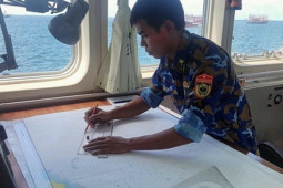 Tin tức trong ngày - Kỳ diệu: 4 thuyền viên trên tàu cá mất liên lạc được cứu sống sau 9 ngày lênh đênh trên biển