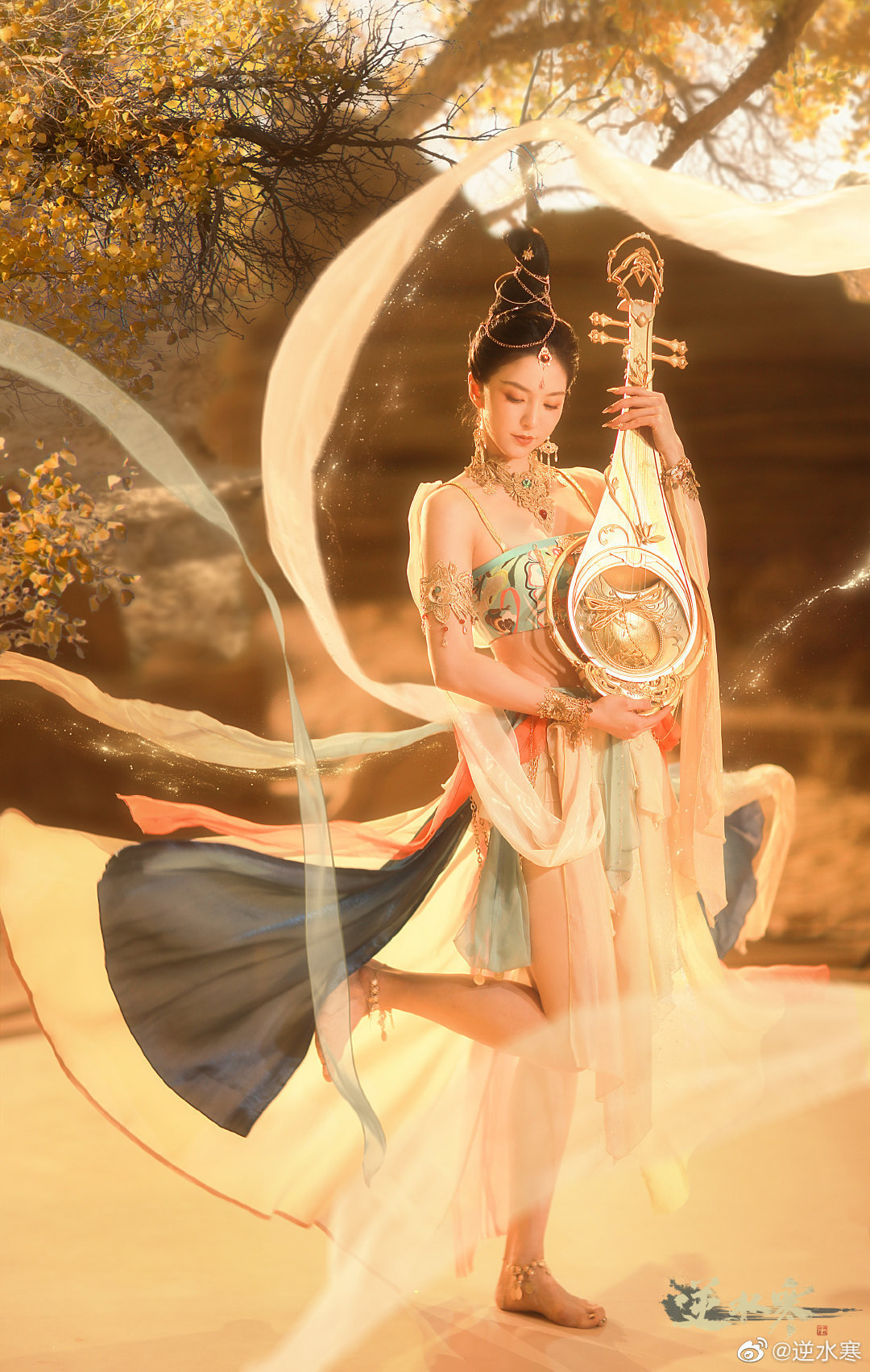 Người đẹp Trung Quốc hóa &#34;mỹ nữ dị vực&#34; làm ai nấy đều phải sững sờ - 3