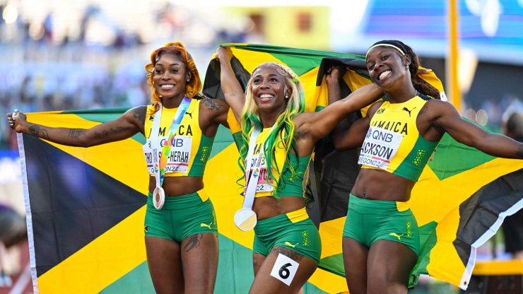 3 nữ VĐV Jamaica thống trị đường đua 100m